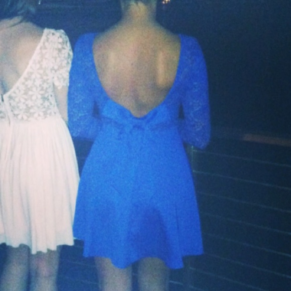Formal long sleeve blue lace skater dress with bow - Picture 3 of 4